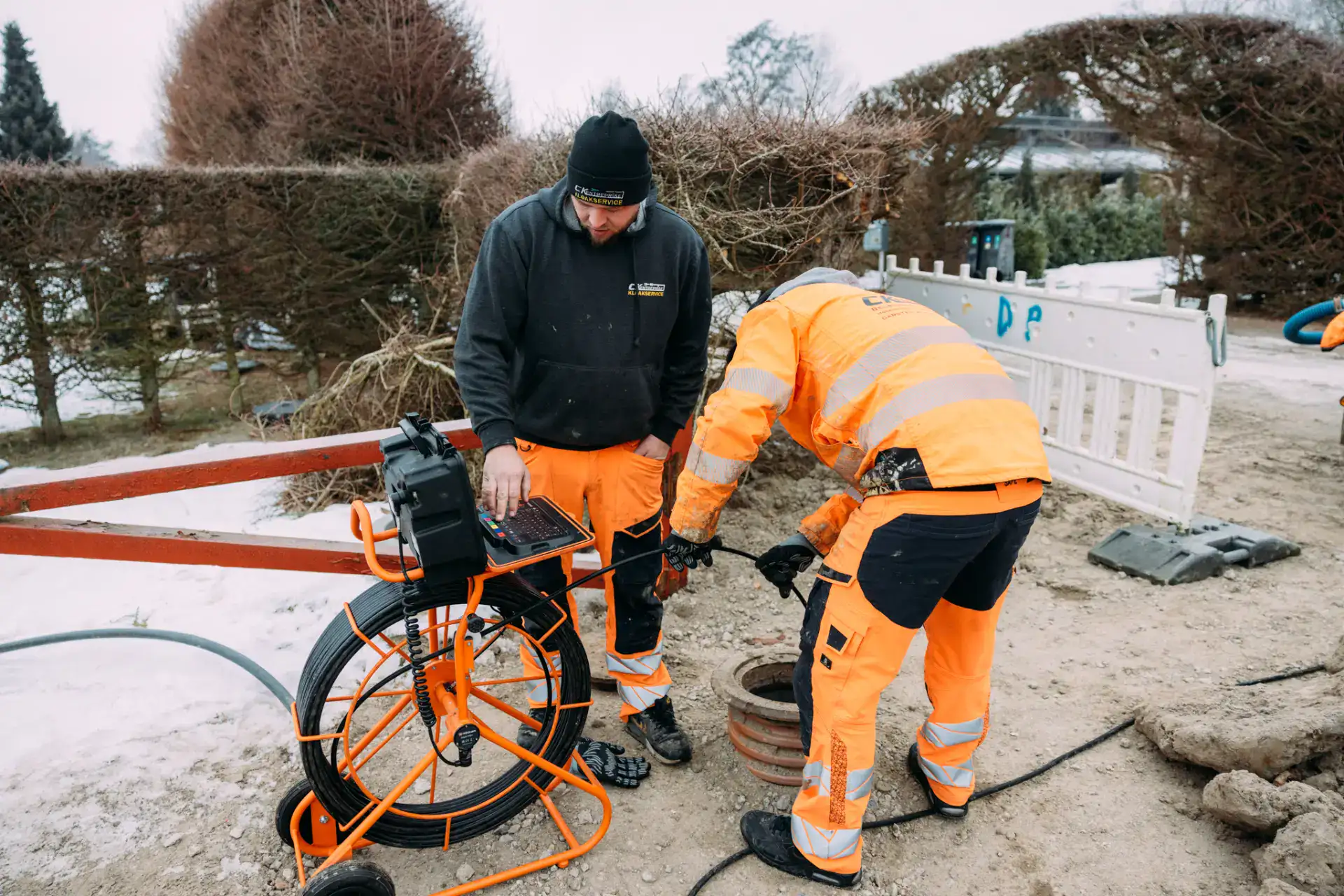 Rørinspektion og kloakservice udføres af professionelle i CK Kloakservice. Effektiv og pålidelig ser.