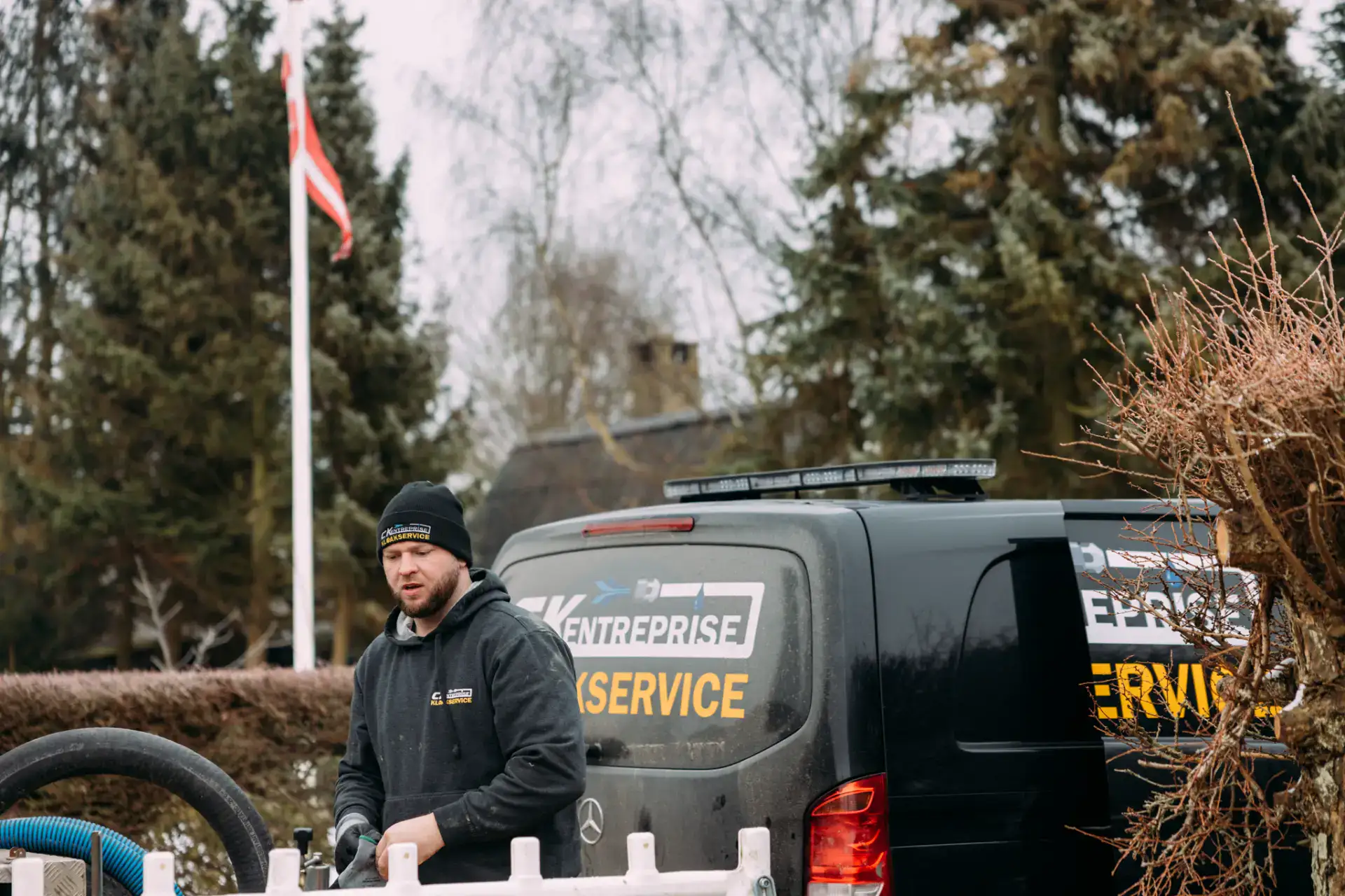 Kloakservice med professionelt team i Danmark | CK Kloakservice.