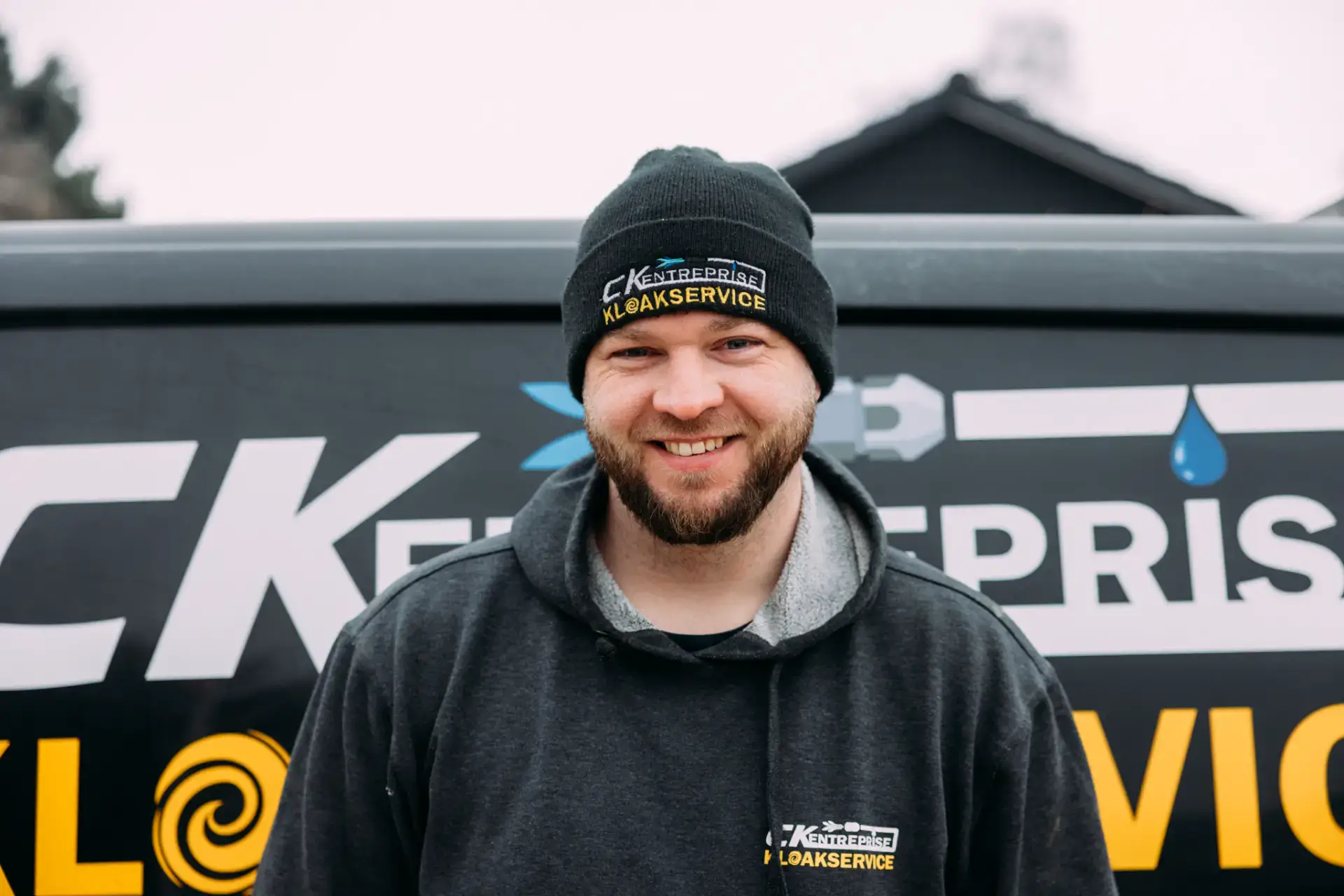 Professionelt kloakservice team klar til at hjælpe dig.